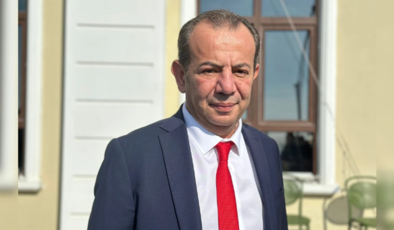 Tanju Özcan Duruşma Sırasında Fenalaştı: Mahkemeye Ara Verildi