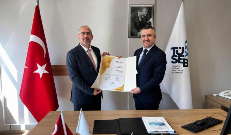 İrmet Hastanesi TÜSKA Altın Akreditasyon Belgesi Aldı