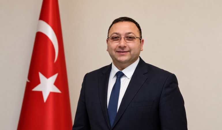 Üsküdar Belediye Başkan Vekili Dündar Ziya Gültekin Trafik Kazasının Ardından Hayatını Kaybetti